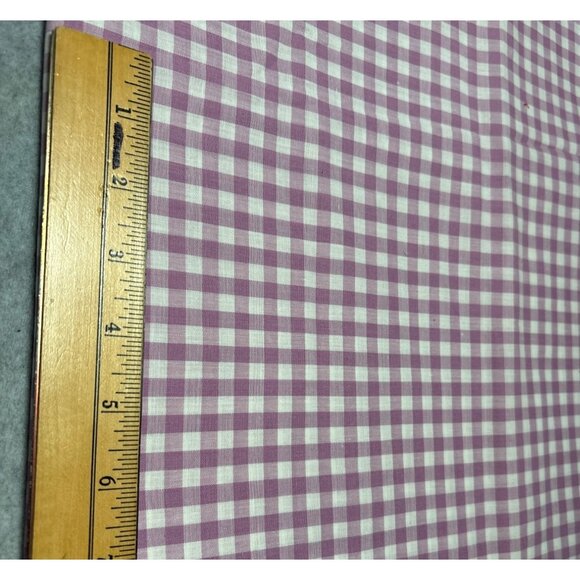 Purple & White Gingham Fabric 34" x 36" Cotton Blend Plaid Sewing Crafting Mater - Picture 2 of 4